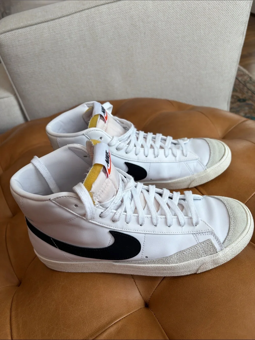 Nike Blazer Mid 77 High Top Shoe